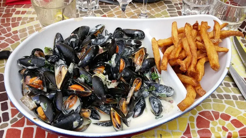 Le Verre à Pied restaurant in Palais