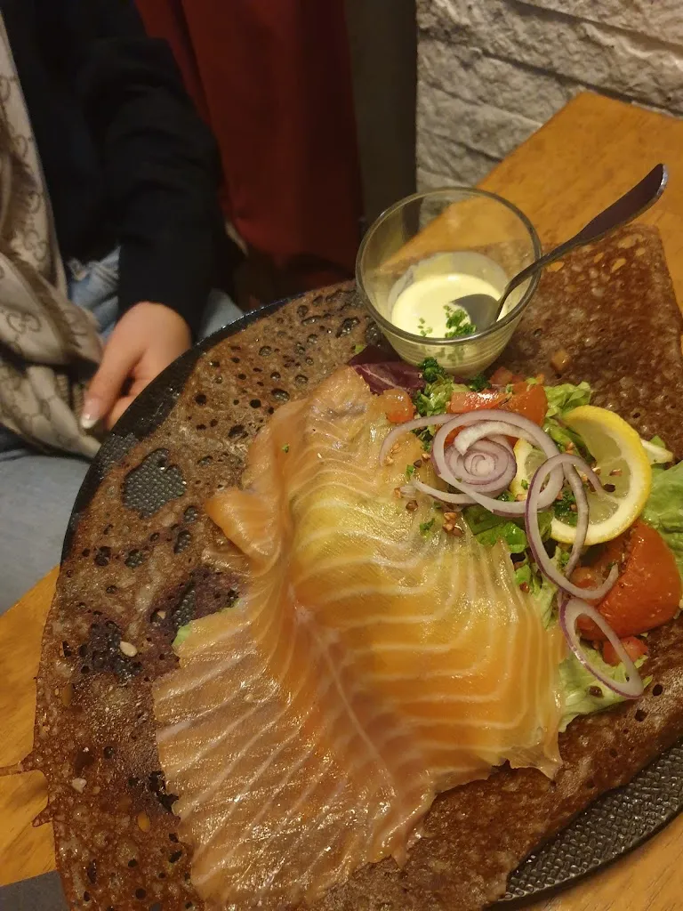 Chloé Schwizgebel_L'Annexe_Palais_review