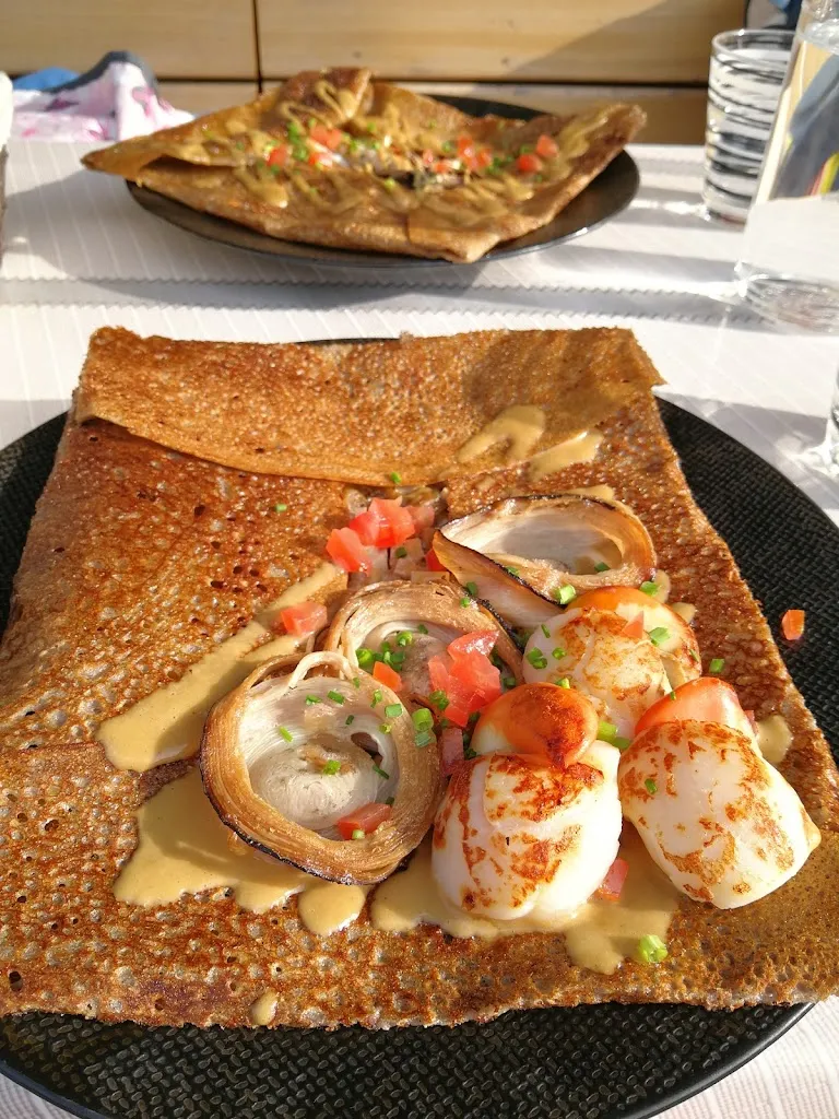 李天翼_L'Annexe_Palais_review