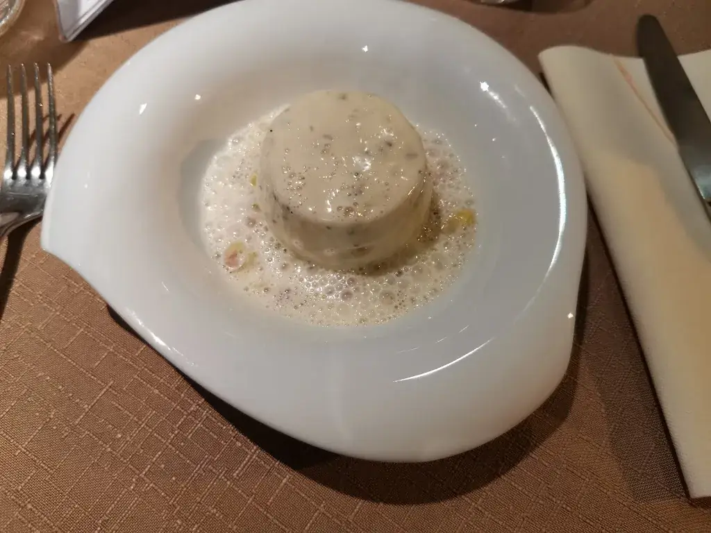 Clémence Nguyen-Vigouroux_Restaurant L'aromate_Saint-Aubin-du-Cormier_review