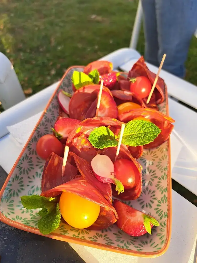 Kamonwan KK GAL_La Terrasse du Ter_Larmor-Plage_review