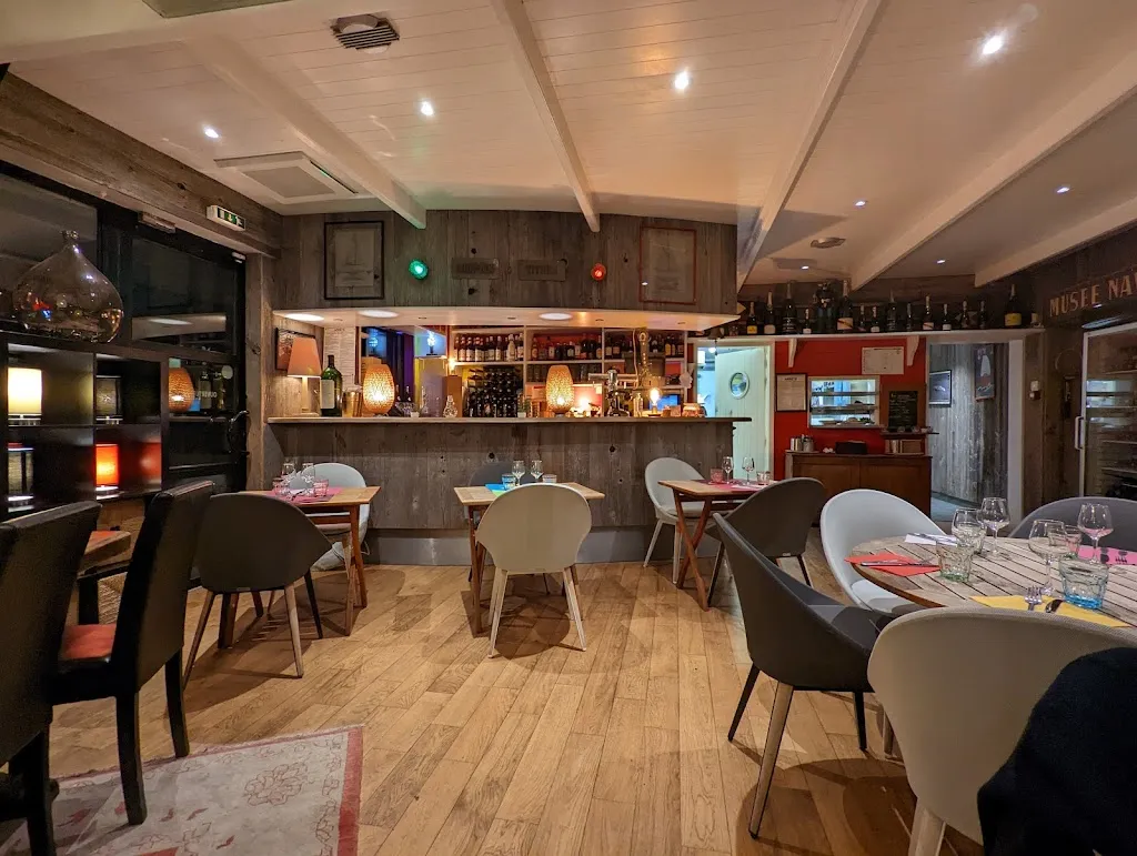 Olivier Ansaldi_L'Optimist_Larmor-Plage_review