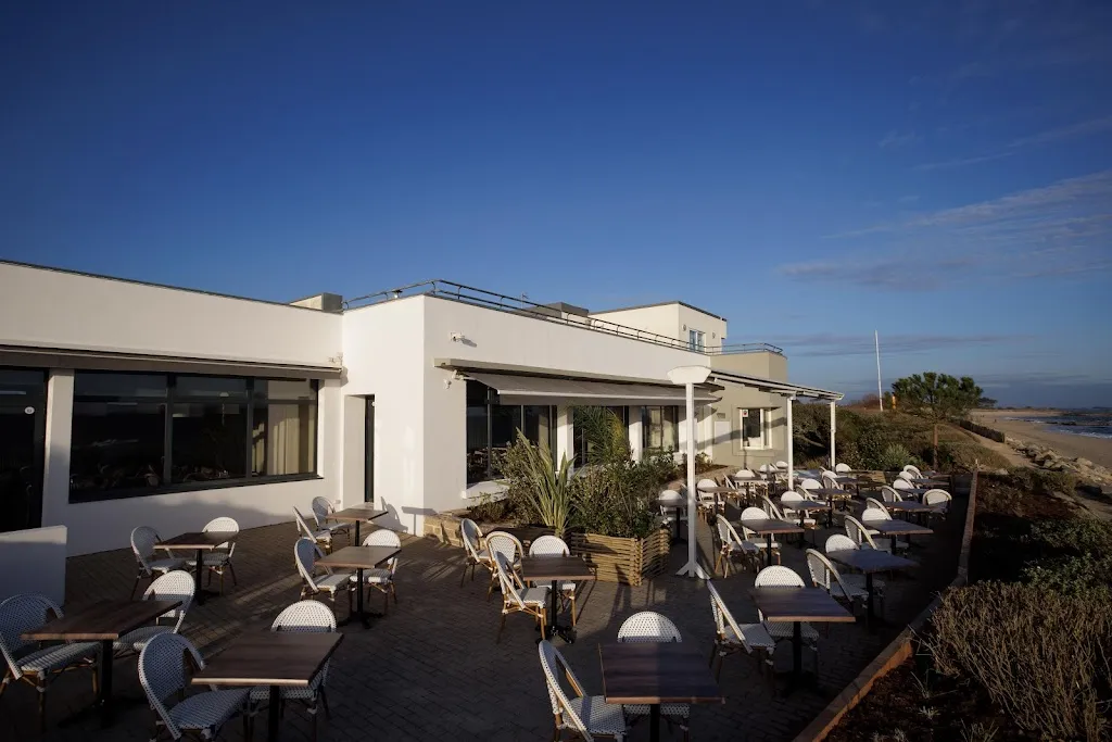 Hôtel-Restaurant Les Mouettes_Larmor-Plage_slider_image_1