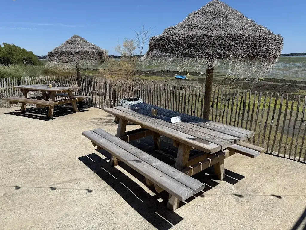 Le Gros Eric - les huitres de l ile de seniz_Locmariaquer_slider_image_3