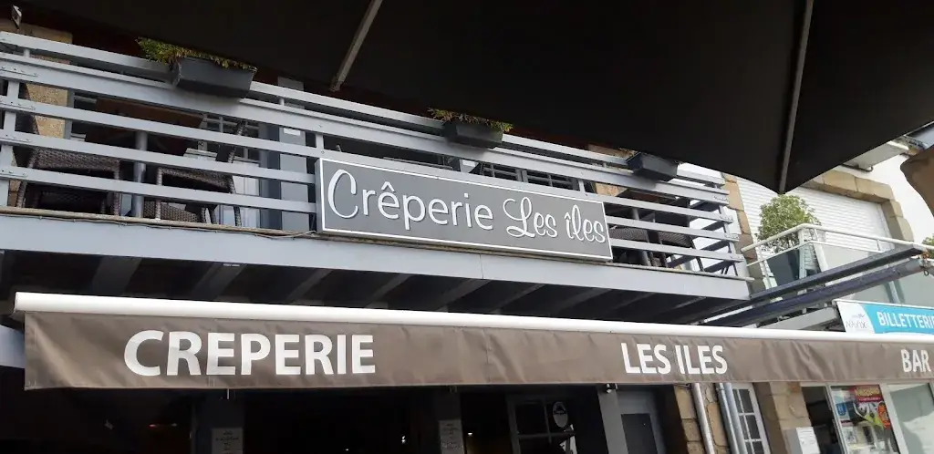 Crêperie Les îles restaurant in Locmariaquer