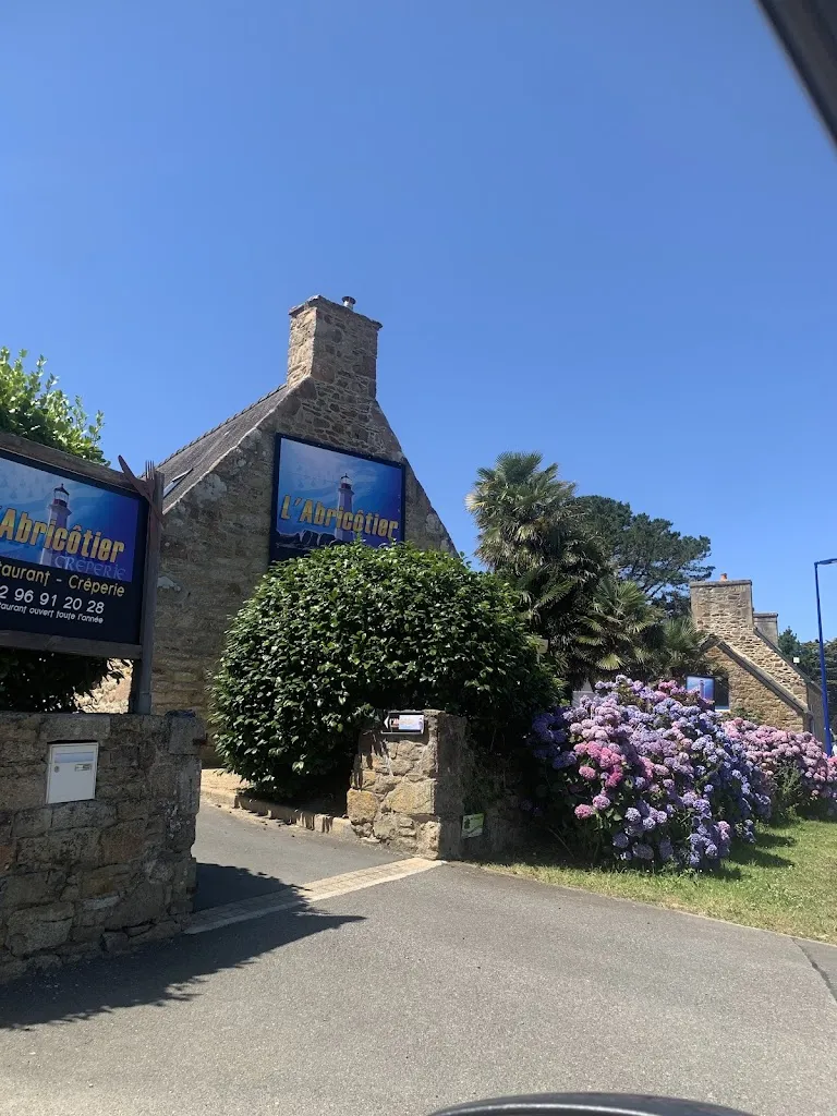 Claudia_L'Abricôtier_Louannec_recensione