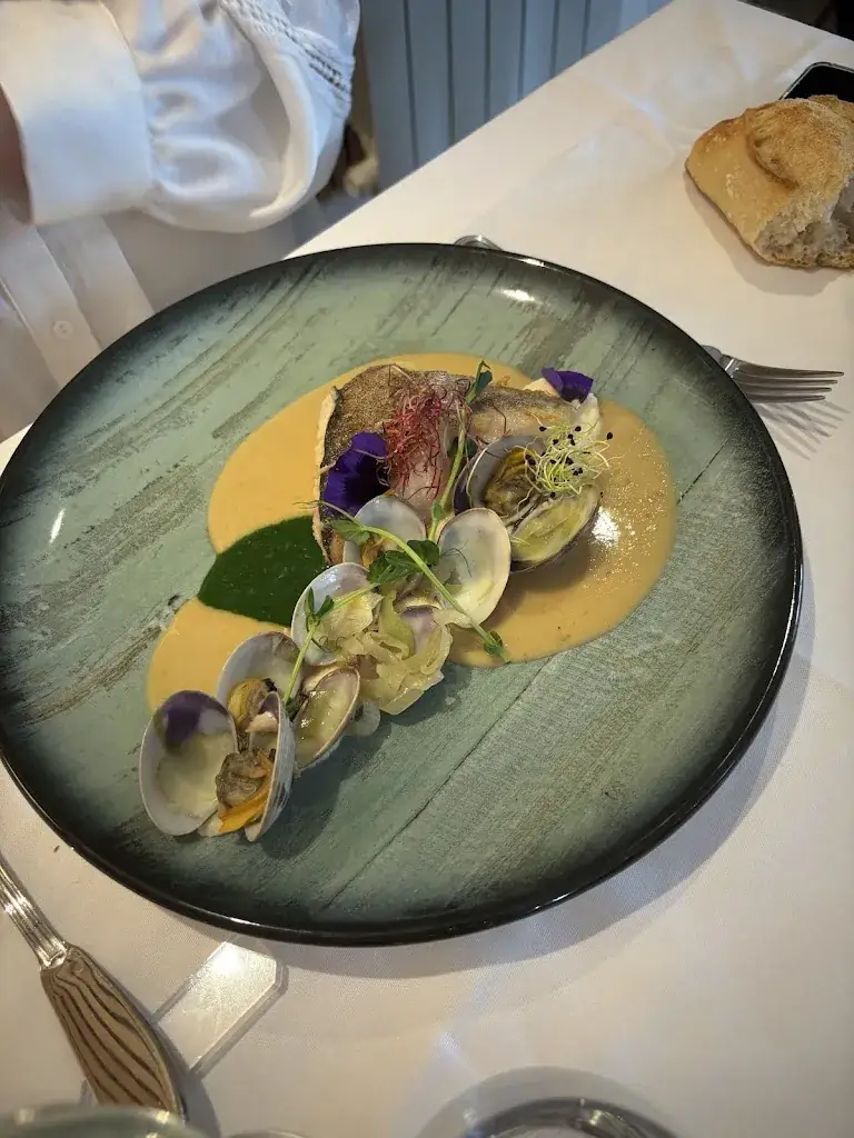 Lucas LG_La table de louannec_Louannec_review