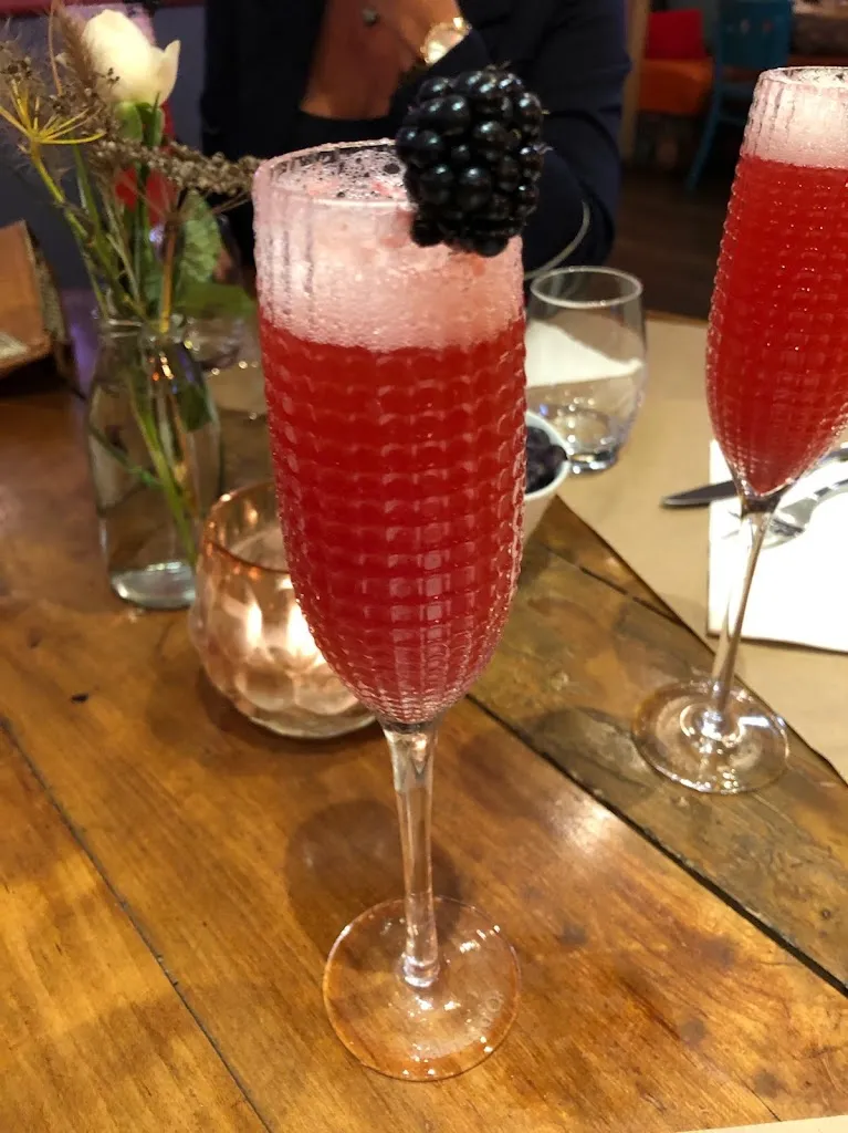 Bea Kew_Le rigad'o_Locmiquélic_review