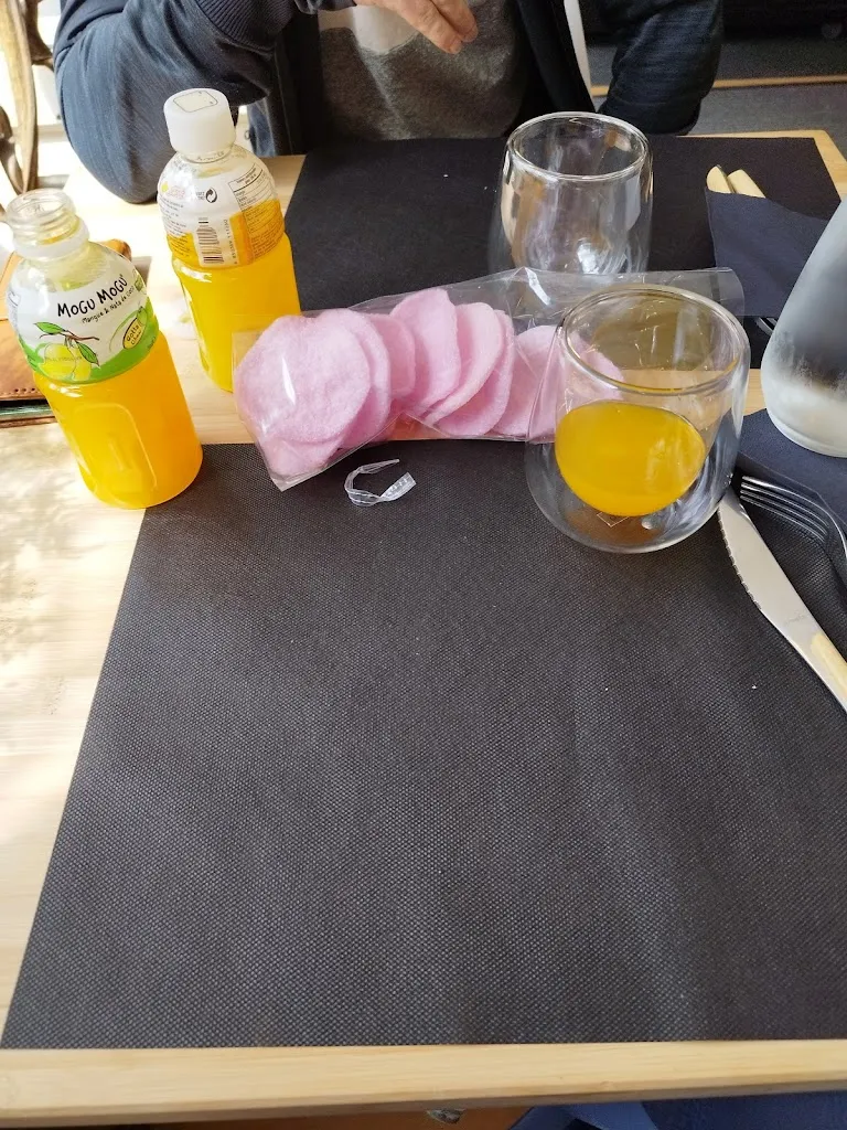 Magali_Chao Asia_Locmiquélic_review