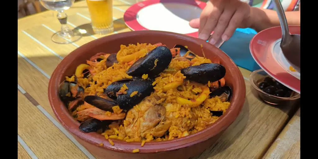 Thomas_Beira Mar_Port-Louis_review