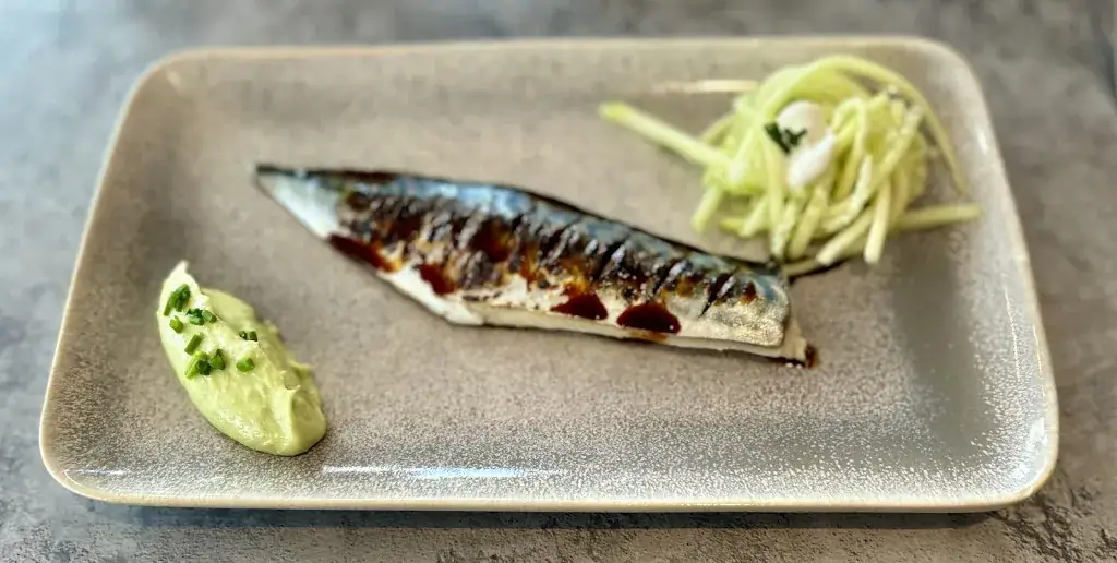 S K_Le B_Port-Louis_review