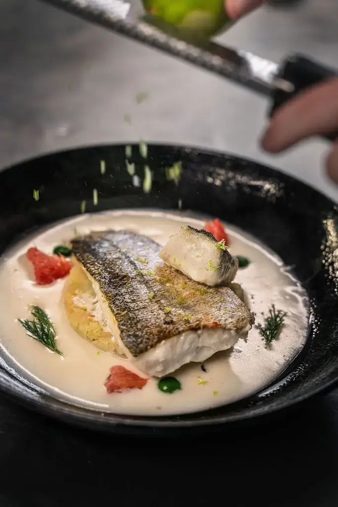 Le B_Port-Louis_slider_image_2