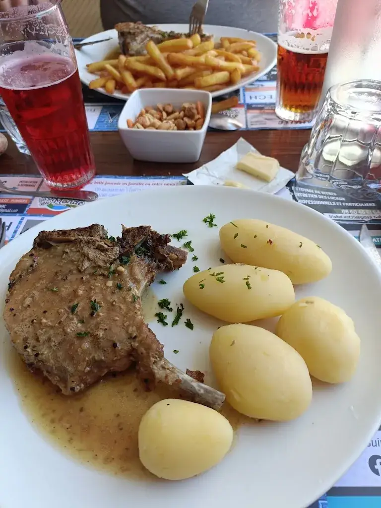 Le Magnum_Malansac_slider_image_3