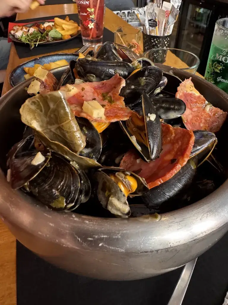 La dame de nage_Locquirec_slider_image_3