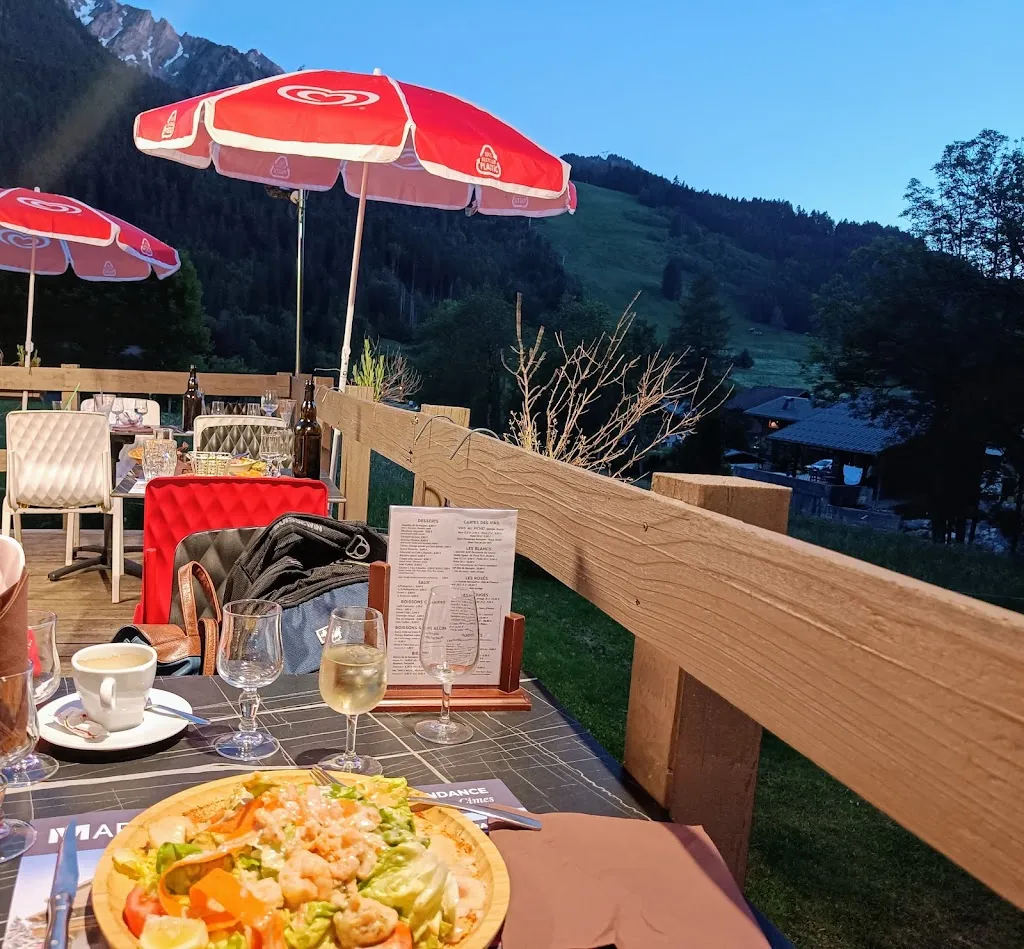 Mandar Sathe_La Taverne d'ici et d'ailleurs_Chapelle-d'Abondance_review