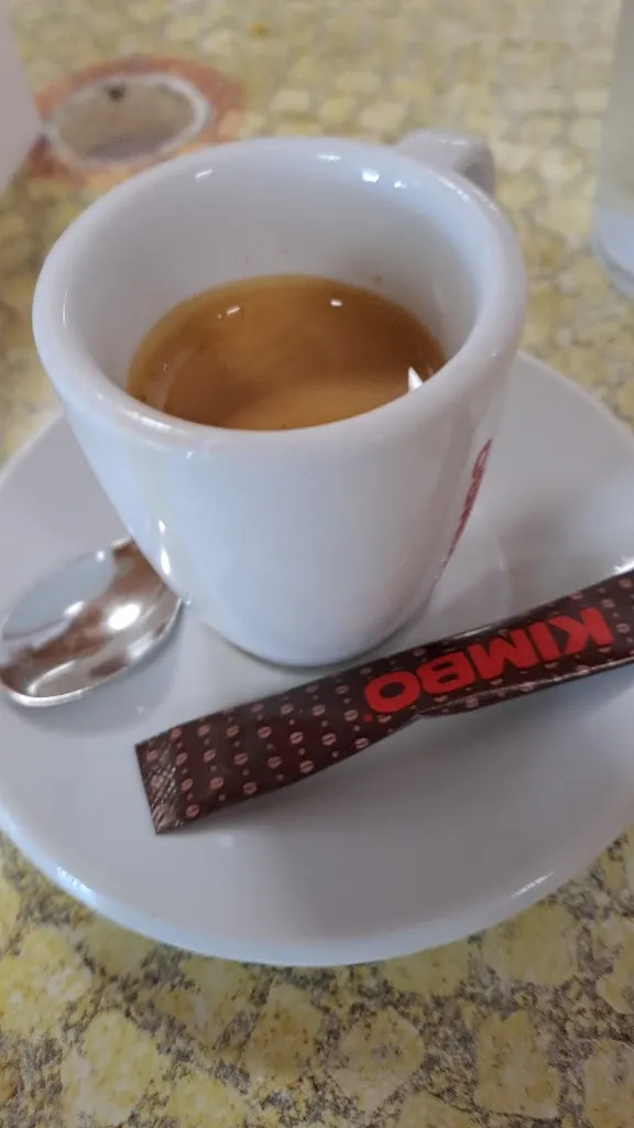 Au Cafe Des Voutes Zamir Dulla ristorante a Belley