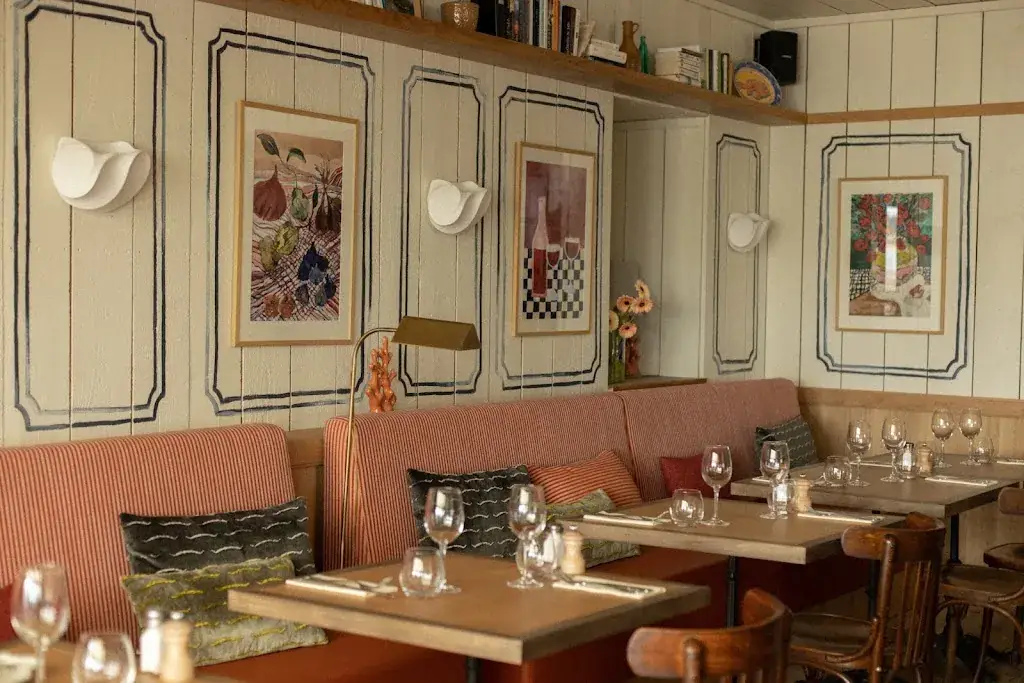 Brasserie de la Plage restaurant in Locquirec