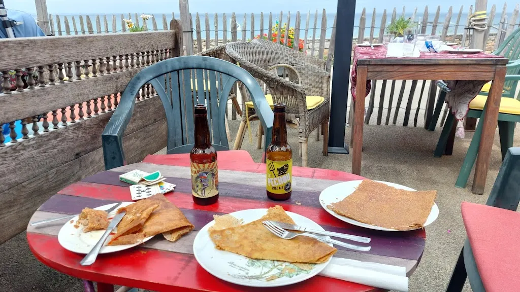 Céline PREHER CAISEY_La cabane des sables_Locquirec_review