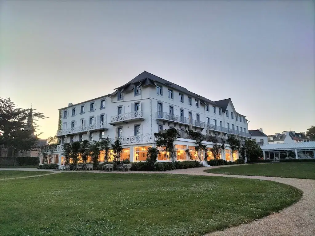 Rod BKing_Grand Hotel Des Bains_Locquirec_review