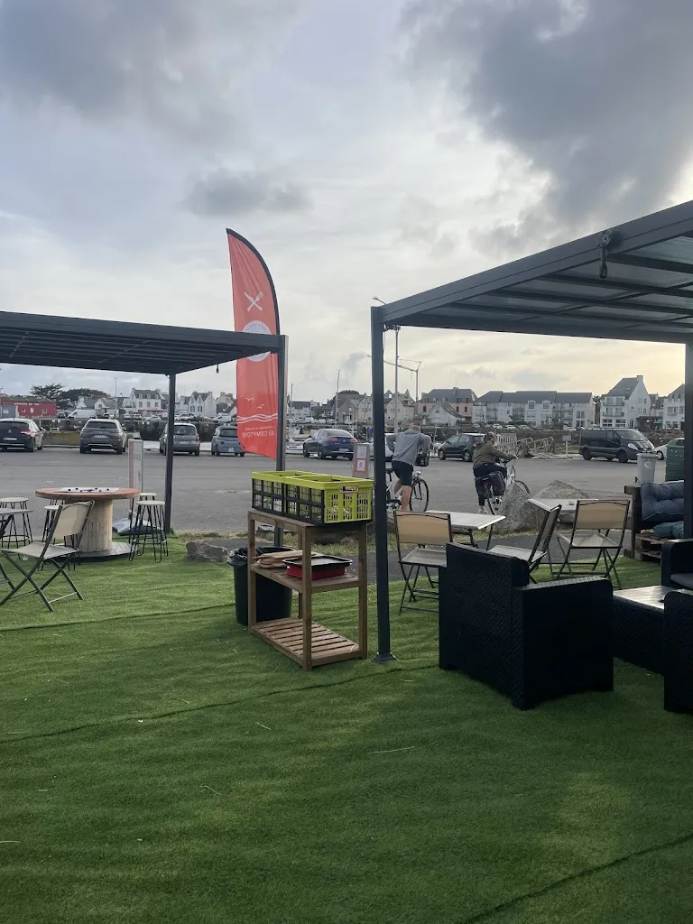 Jeanne Tom_Ty'16_Loctudy_review