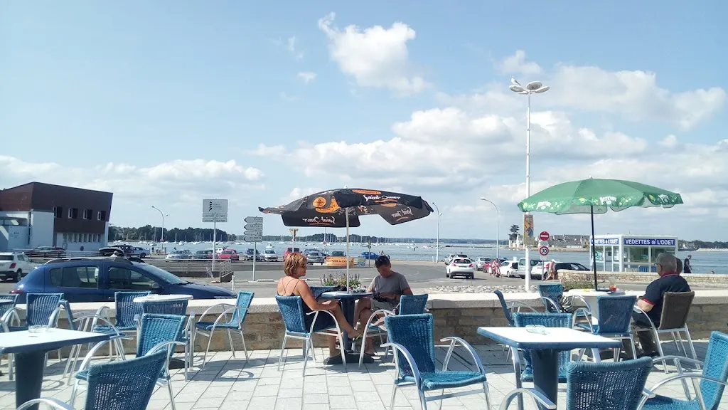 Café du Port Restaurant in Loctudy