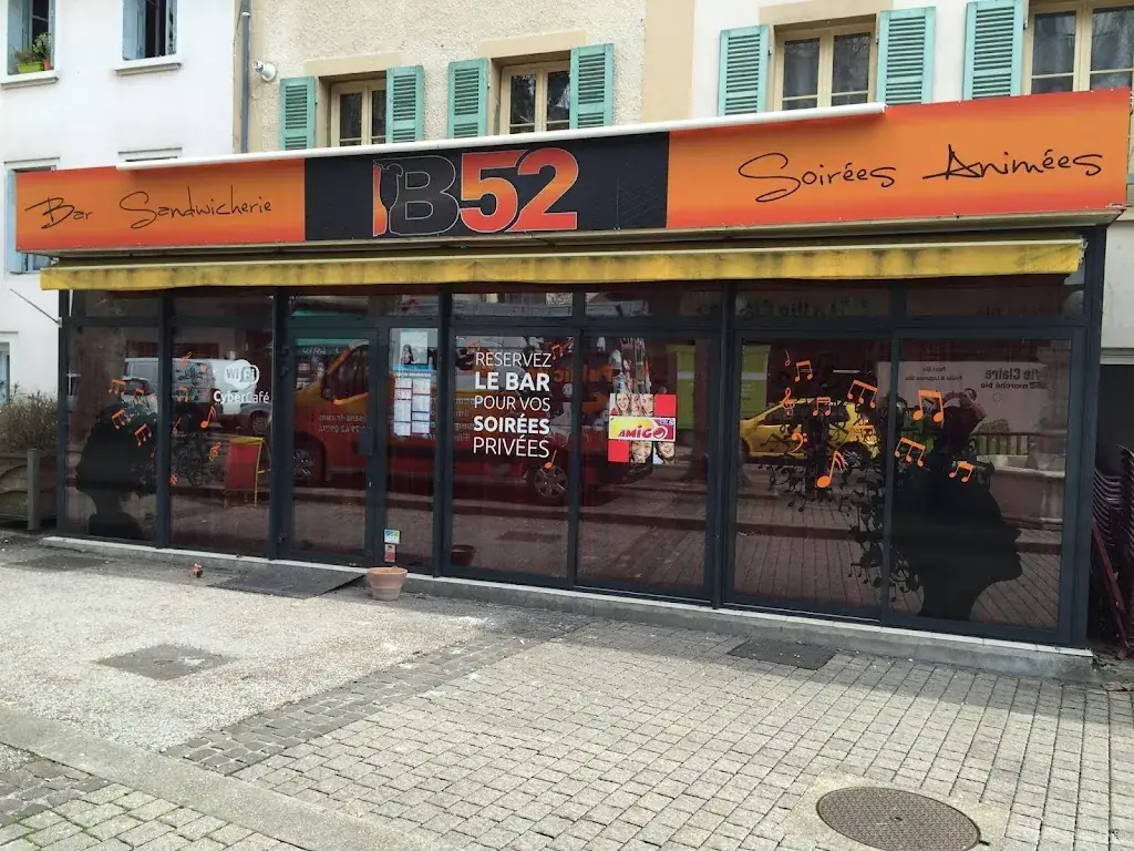 Le Grand Caf_Belley_slider_image_2