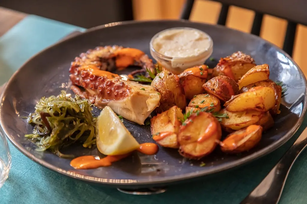 La Nouvelle Auberge_Matignon_slider_image_3