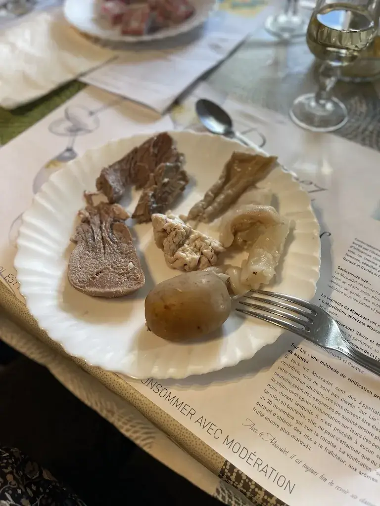 Menu_Pierrot Et Mado_Meillac_image_2