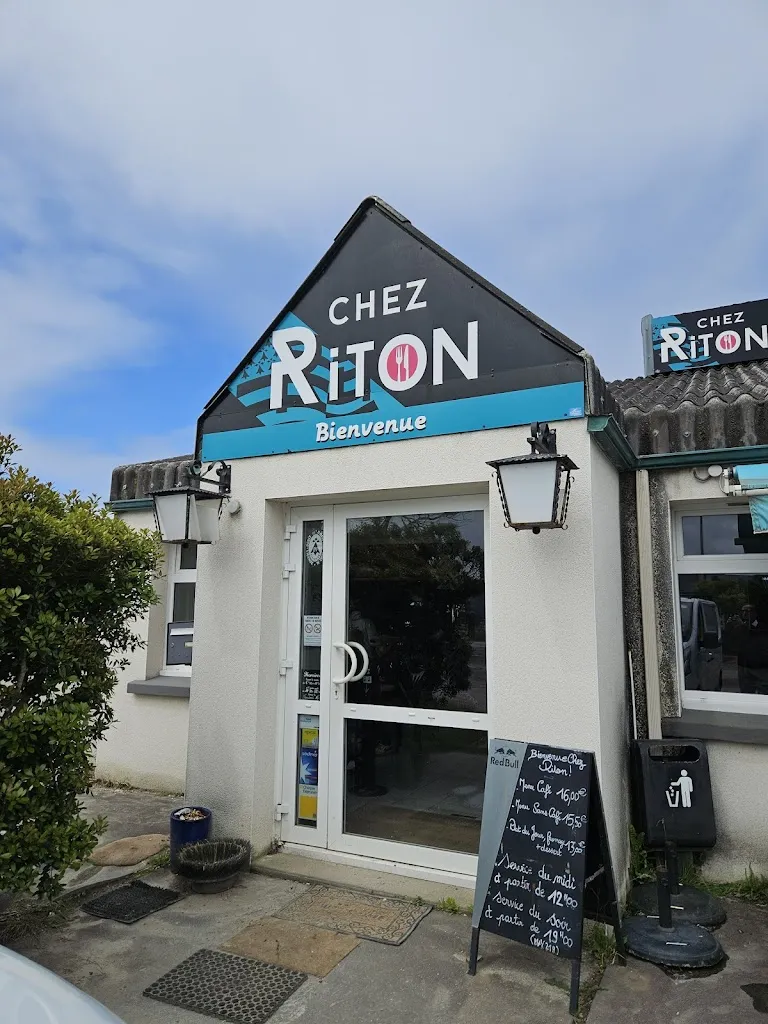 Richard Tardif_CHEZ RITON_Mellac_review