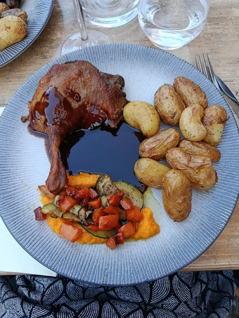 Karine Le Gal_La Villa Romance Sarl_Merlevenez_review