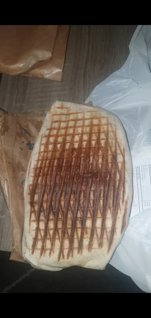 Lucy_Istanbul Kebab_Merdrignac_review