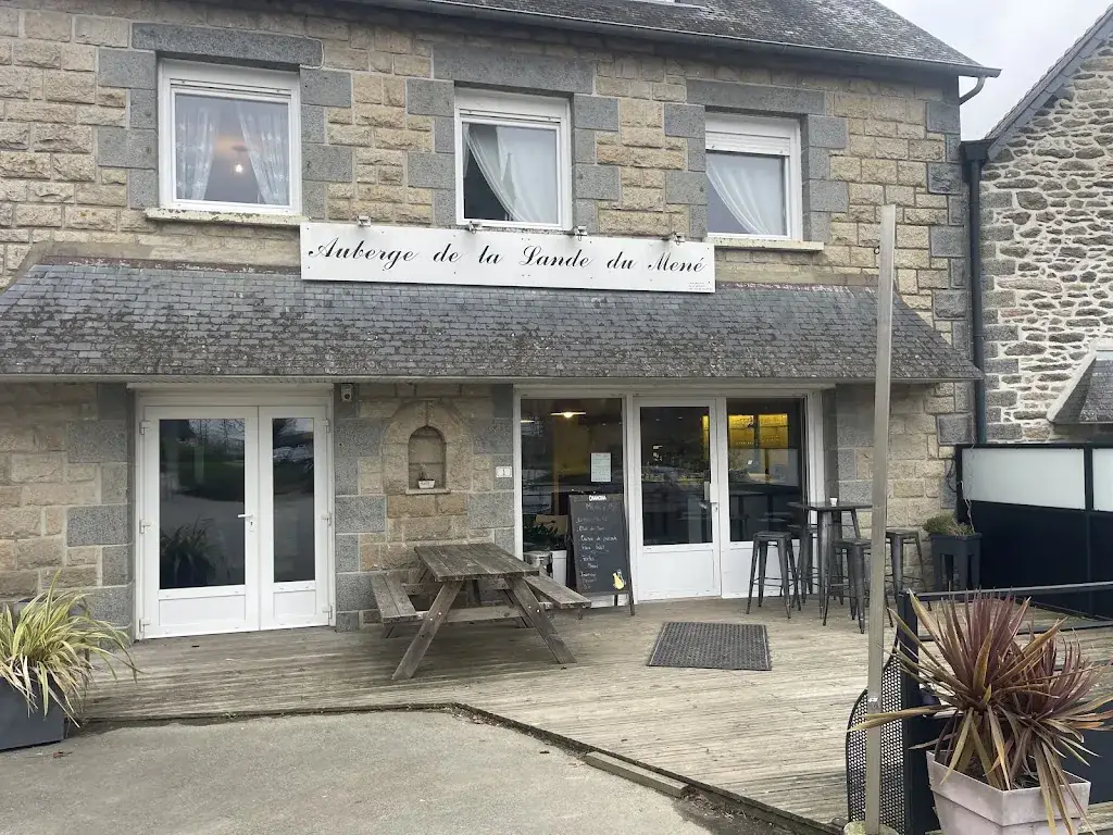 piguel lilian_Auberge de la Lande du Mené_Saint-Vran_review