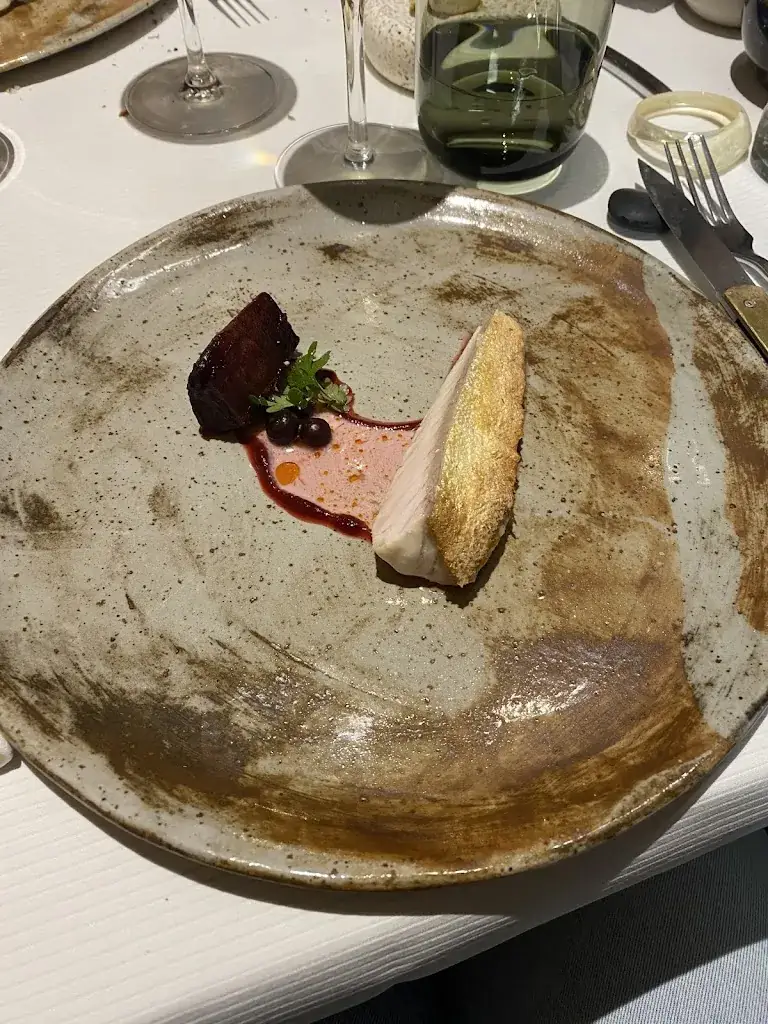 Chlo Lrdl_Louise. _Lorient_review