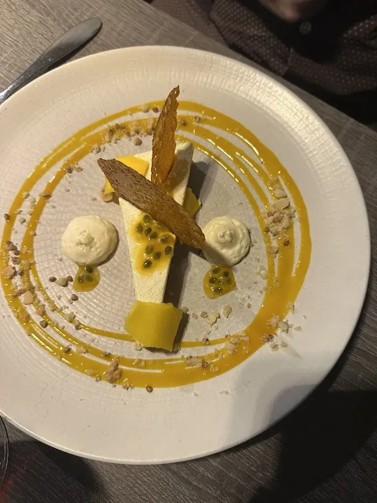 Jany Godelle_Le Clos Margaux LORIENT_Lorient_review