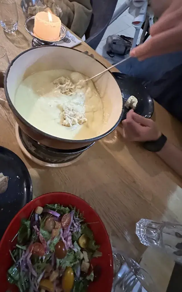 Pauline Chmt_Restaurant La Rôtisserie - Terra-Beka Lodge_Chapelle-d'Abondance_review