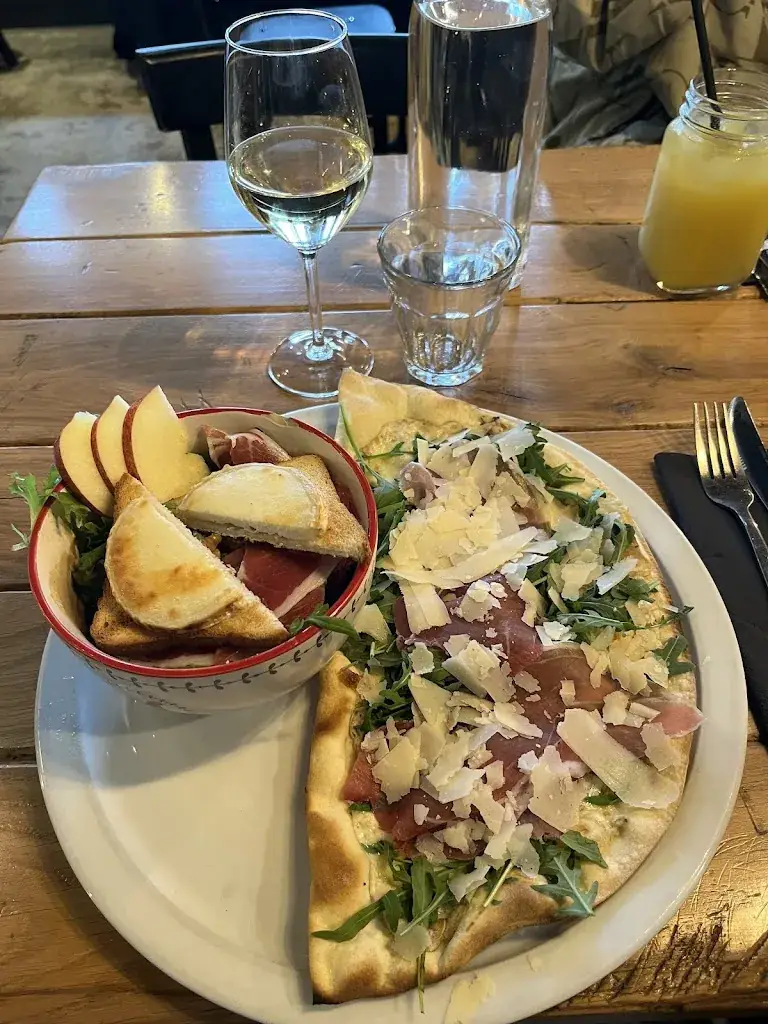 Maëlenn Quellec_Zampa_Lorient_review