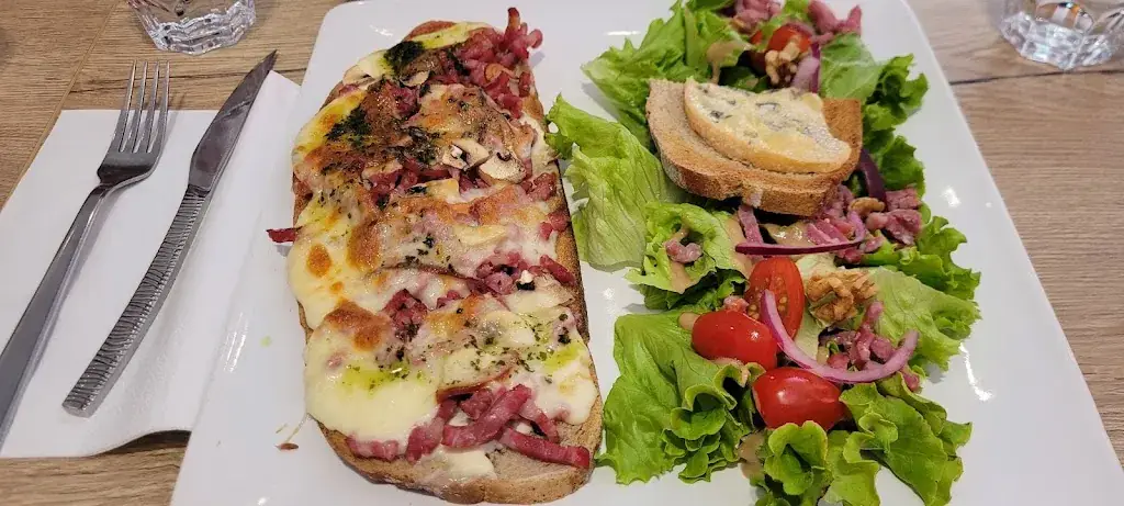 Bar Le Lodge_Lorient_slider_image_2