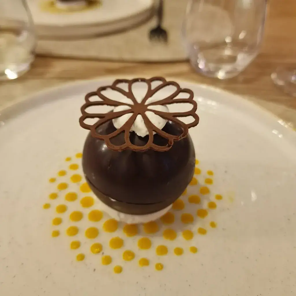 A Comer_Malestroit_slider_image_3