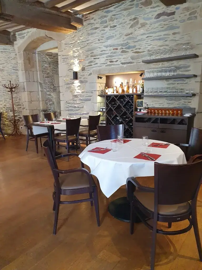 Restaurant Du Corps De Garde restaurant in Malestroit