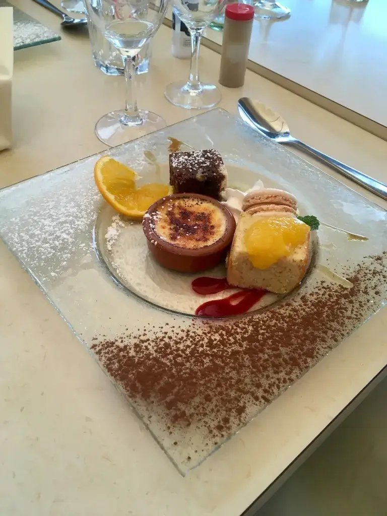 Roger PJK_Le Grain de Sel_Malestroit_review