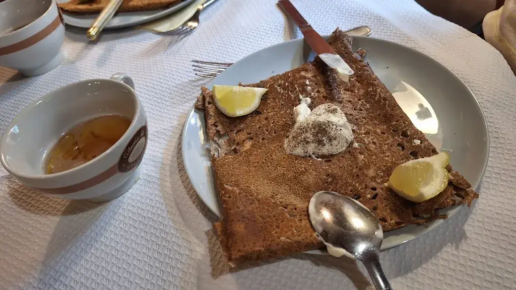 CLINCH CHRIS_Crêperie du Moulin à Mer_Lézardrieux_recensione