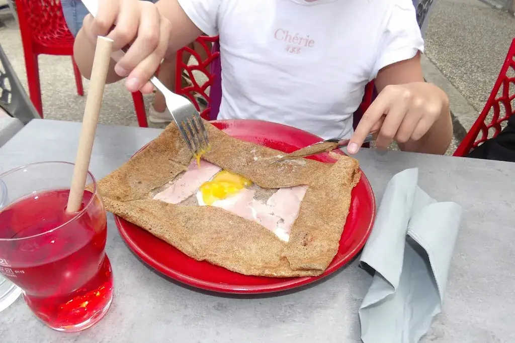 Margot Boyer-Lancereaux_Lez ar dreo_Lézardrieux_review