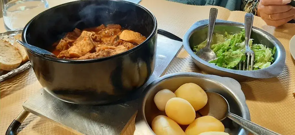 Le l'uche l'oie restaurant à Bons-en-Chablais