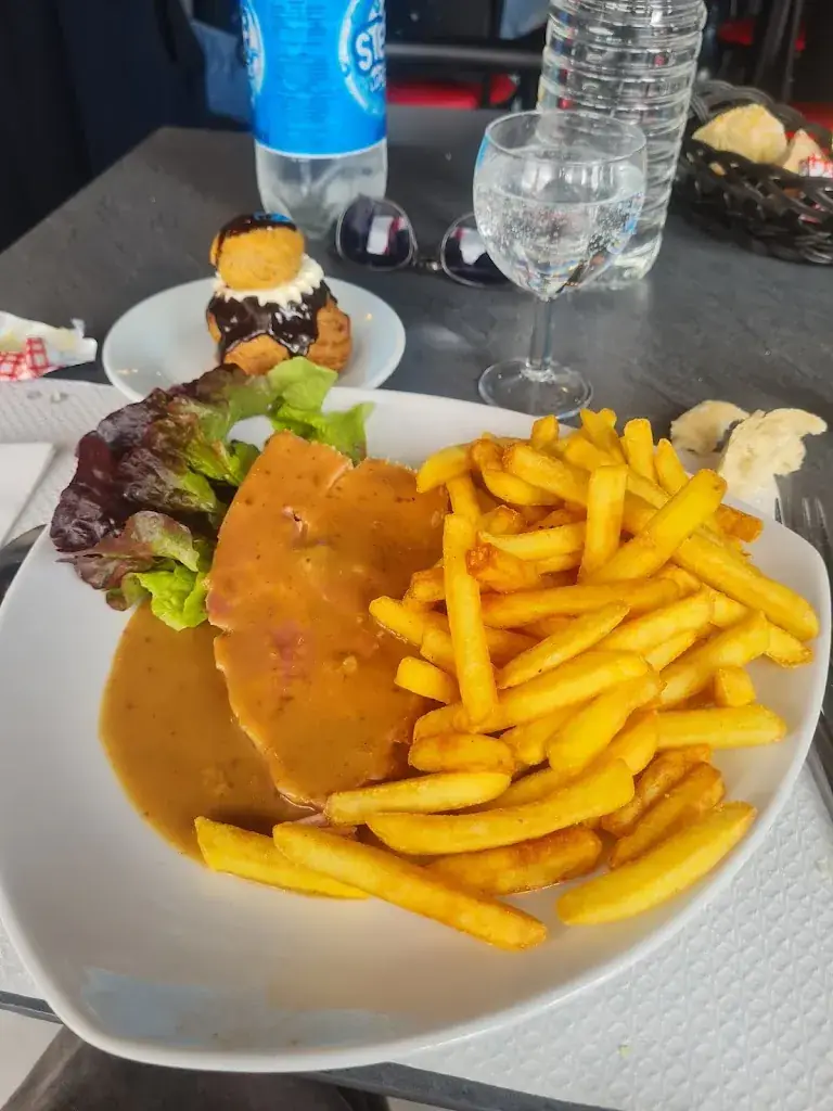 Claude Pinck_Le Bistro_Pleudaniel_review