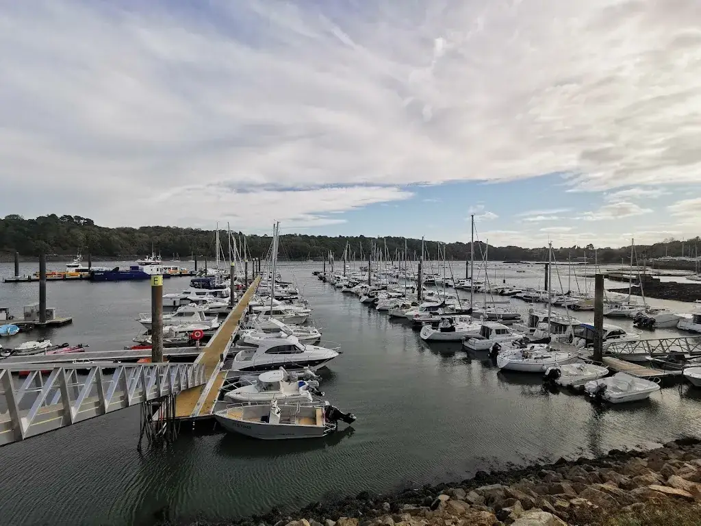 Denis Toskin_LE CARIOCCA_Lézardrieux_review