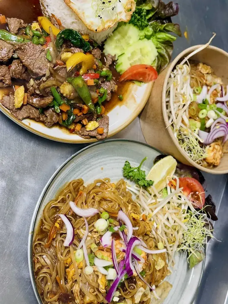 Erawan Thai_Bons-en-Chablais_slider_image_3