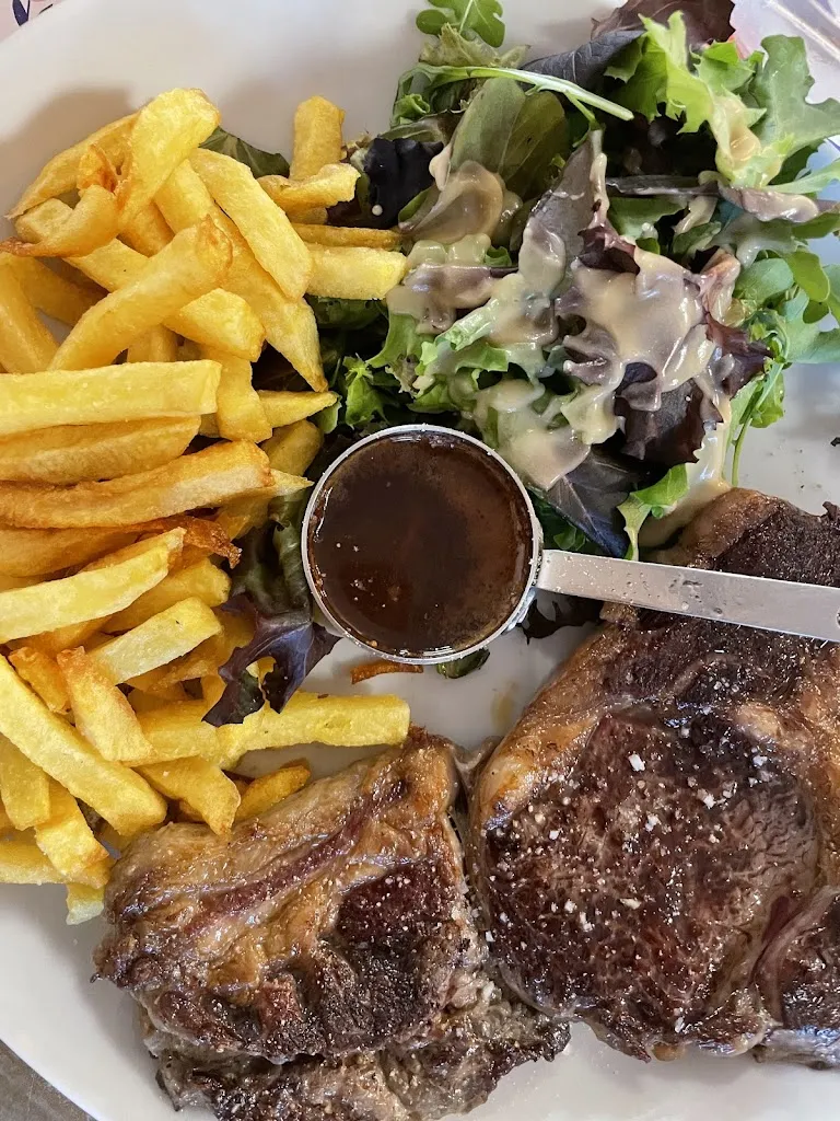 Romina Pons_La Grande Ourse_Loudéac_review