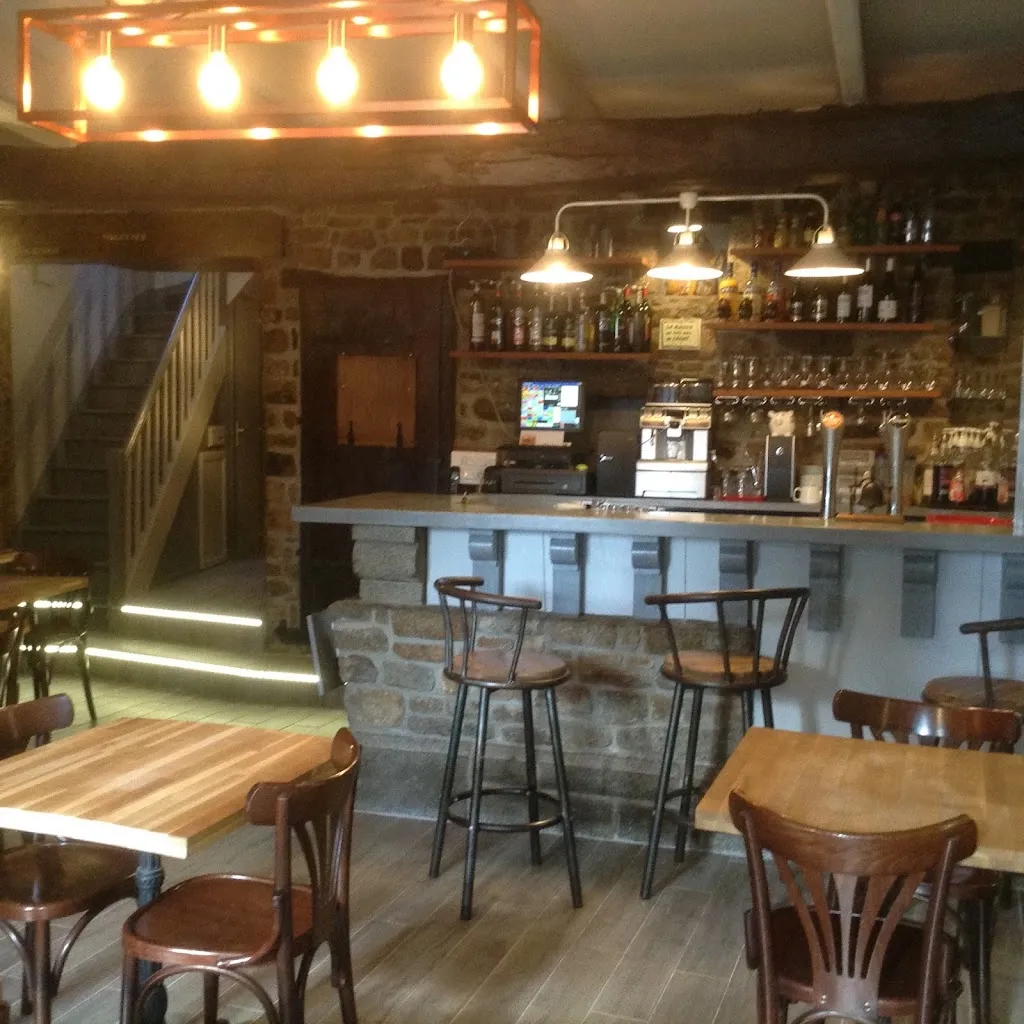 Le Belem_Miniac-Morvan_slider_image_3