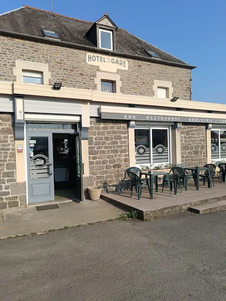 Hôtel de la Gare_Miniac-Morvan_slider_image_3