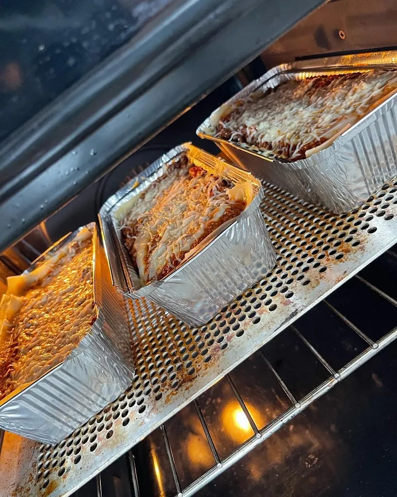 Casa J ( camion à pizzas ) restaurante en Miniac-Morvan